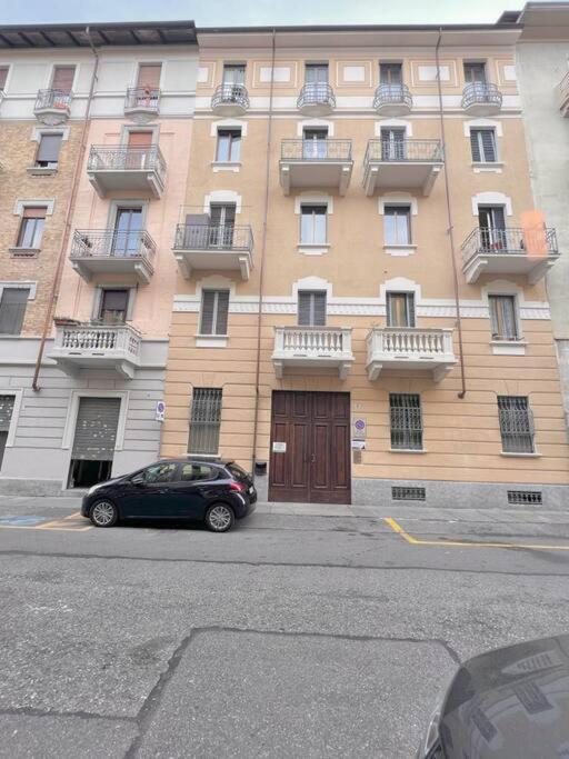 Appartamento Spazioso Vicino Al Centro トリノ エクステリア 写真